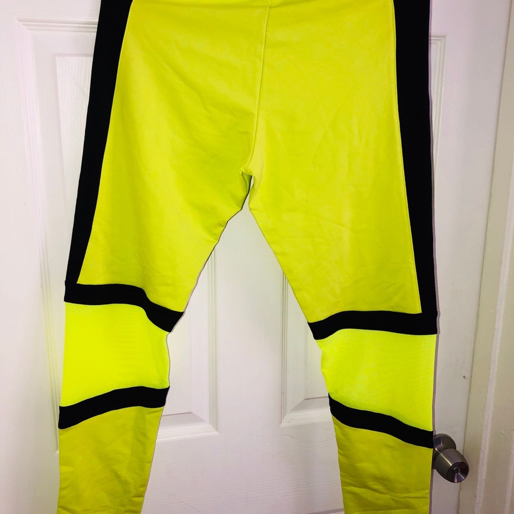 Pants - Picture 4 of 4